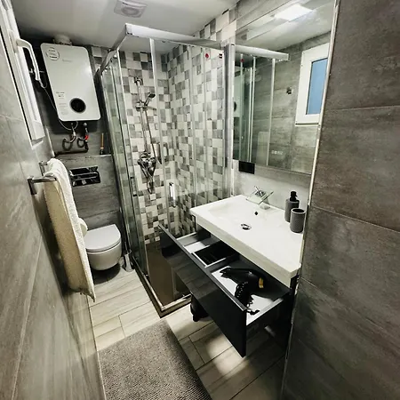 Fabrynne Apartament *